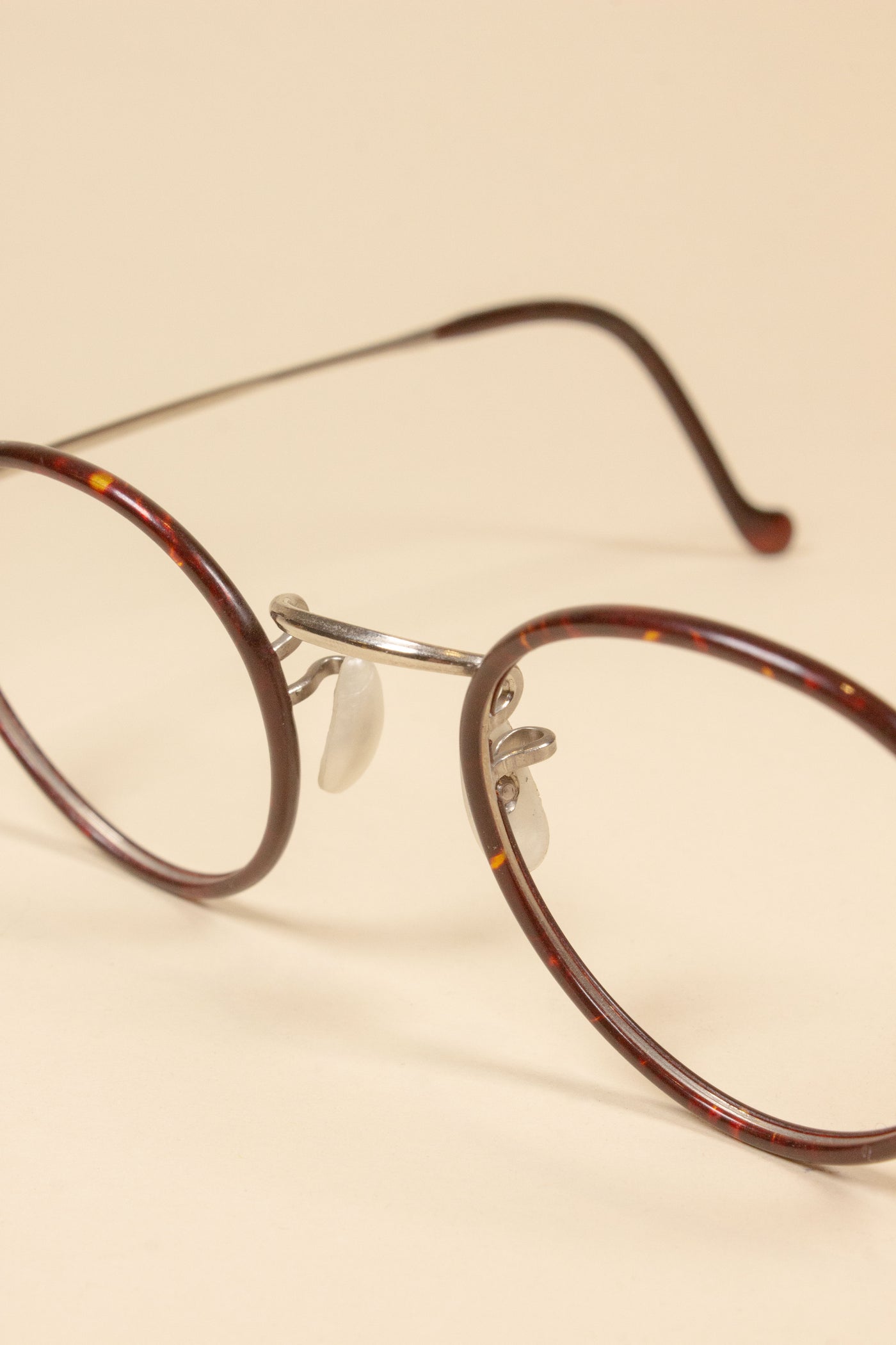 BRITISH 1920S-1940S DEADSTOCK EYEGLASSES IN STEEL AND TORTOISE