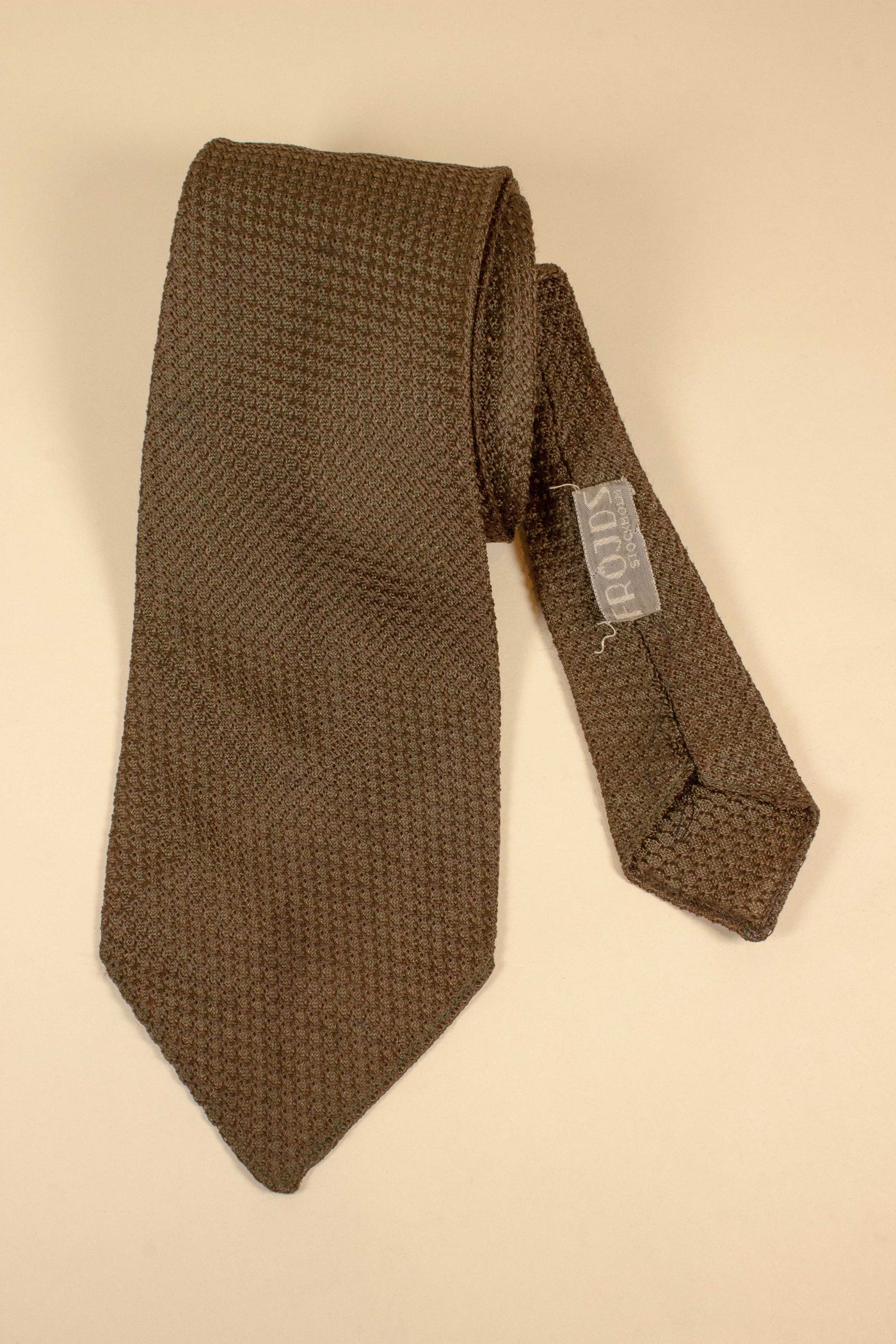 SWEDISH 1930S/1940S OLIVE GRENADINE SILK TIE BY FRÖJDS