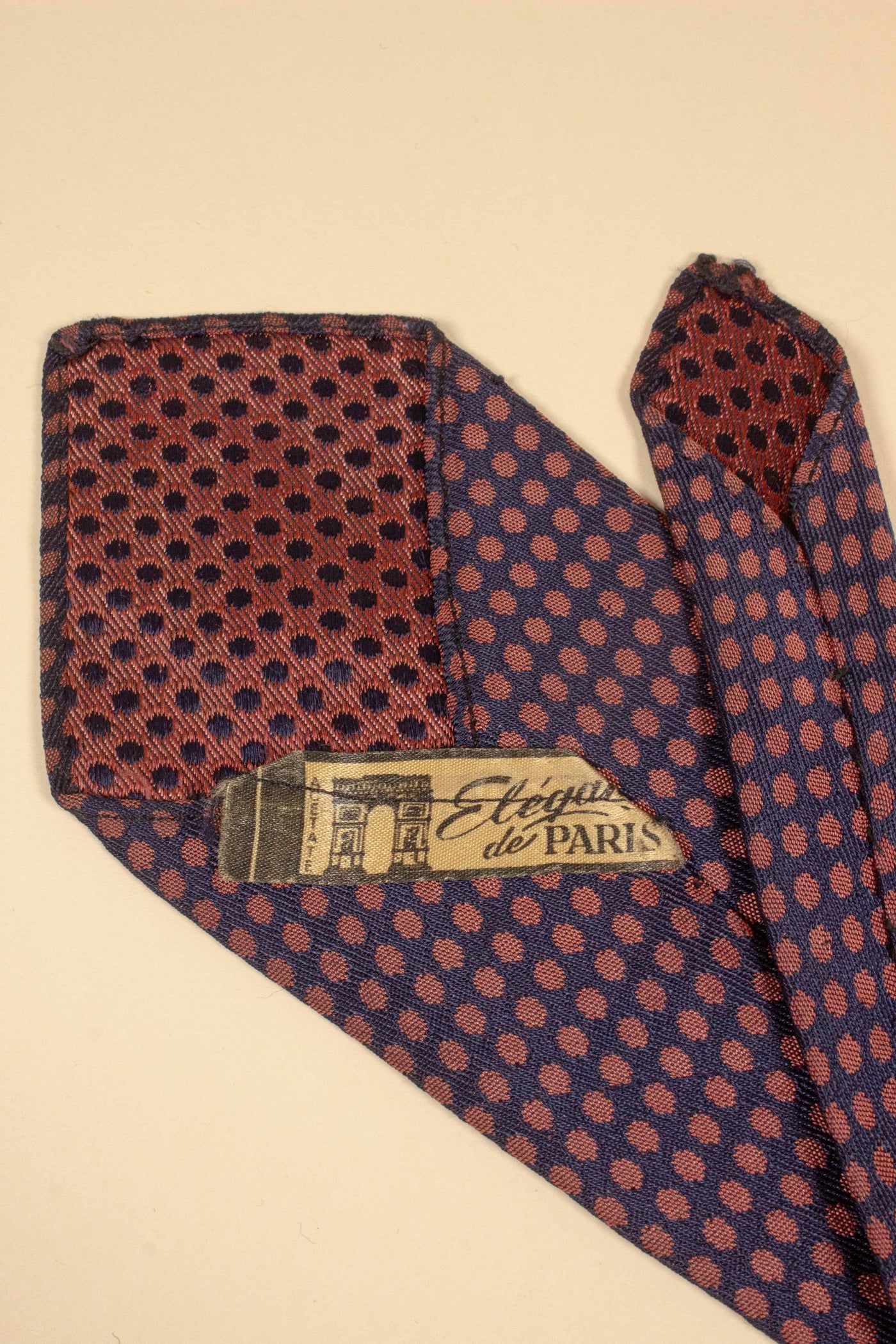 FRENCH 1930S/1940S TIE WITH PINK AND DARK BLUE PATTERN