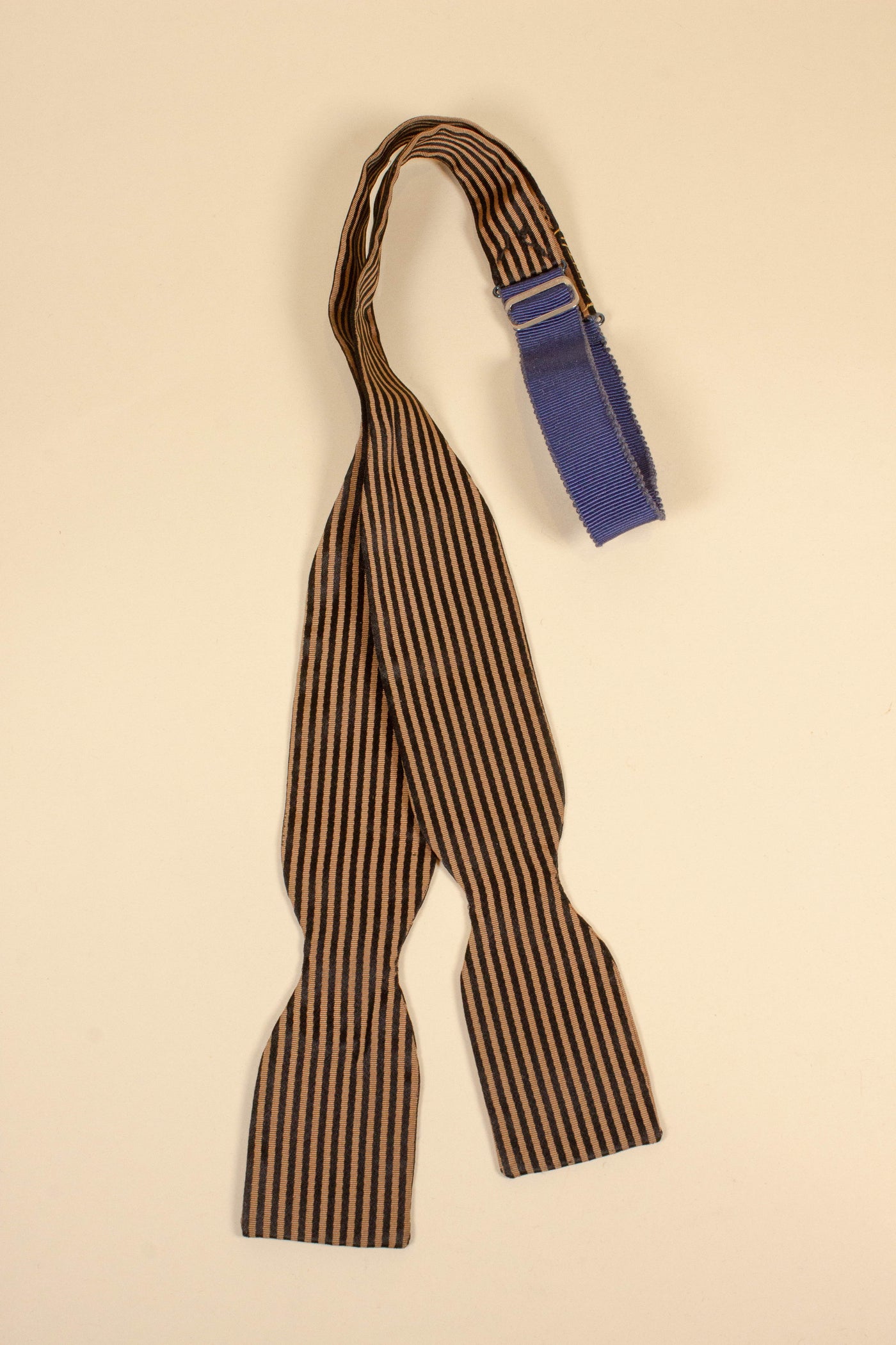 1950s/1960s bow tie with black and beige stripes