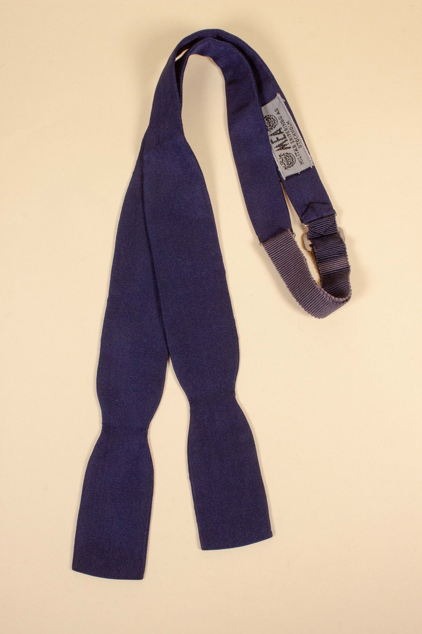 1940s/1950s dark blue bow tie