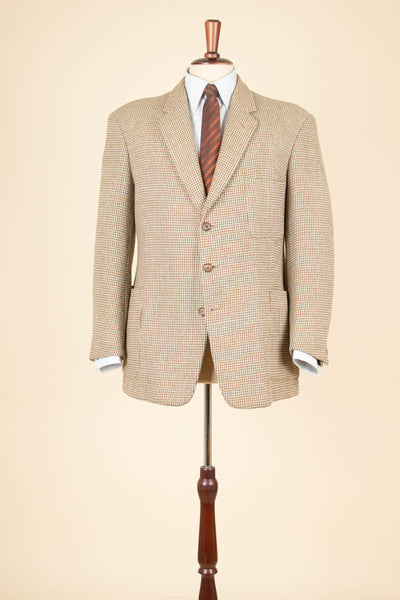 BRITISH 1960 LIGHT BROWN HARRIS TWEED BESPOKE JACKET BY AUSTIN REED. SIZE CA EU 50