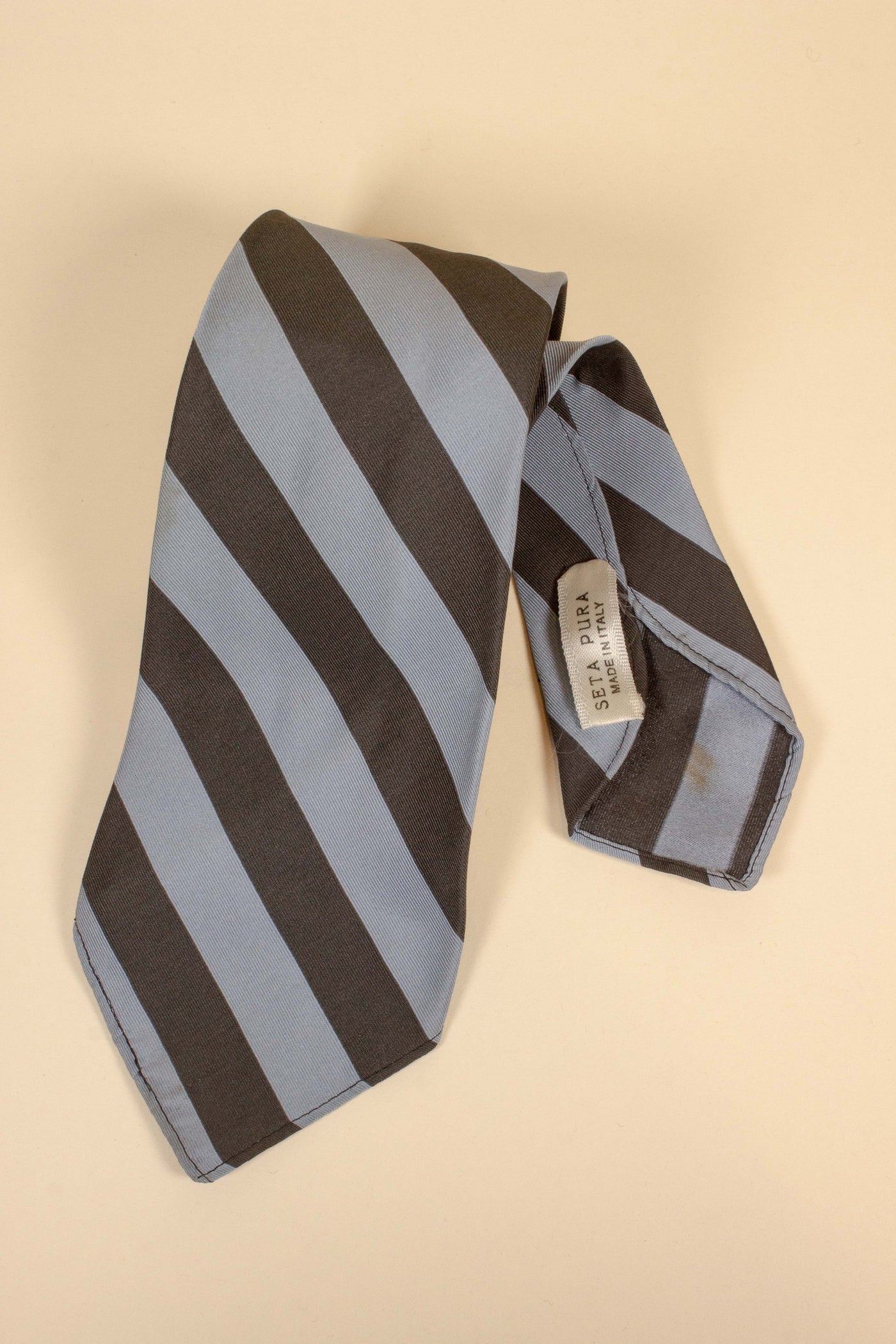 1940s/1950s light blue and black striped necktie