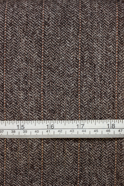 1920s/1930s brown herringbone suiting fabric. Width 160 cm.