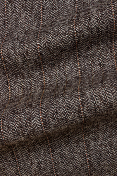 1920s/1930s brown herringbone suiting fabric. Width 160 cm.