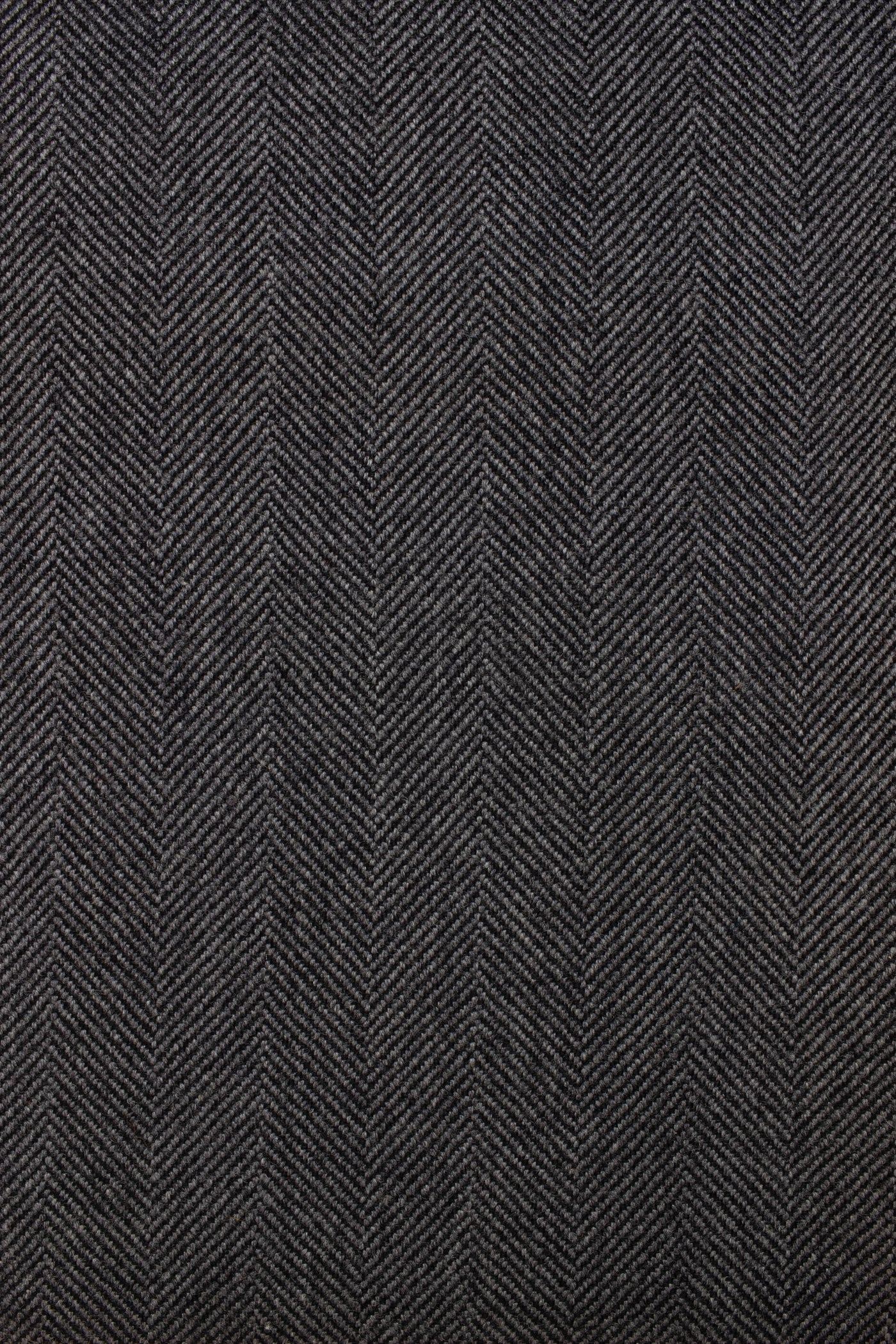 1930s/1940s mid-grey herringbone suiting/coating fabric. Width 148 cm