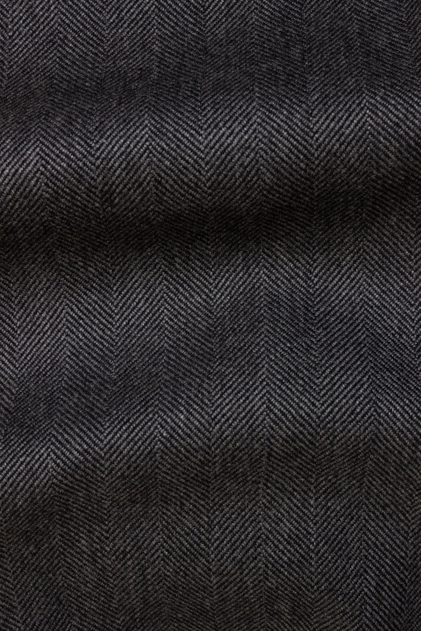 1930s/1940s mid-grey herringbone suiting/coating fabric. Width 148 cm